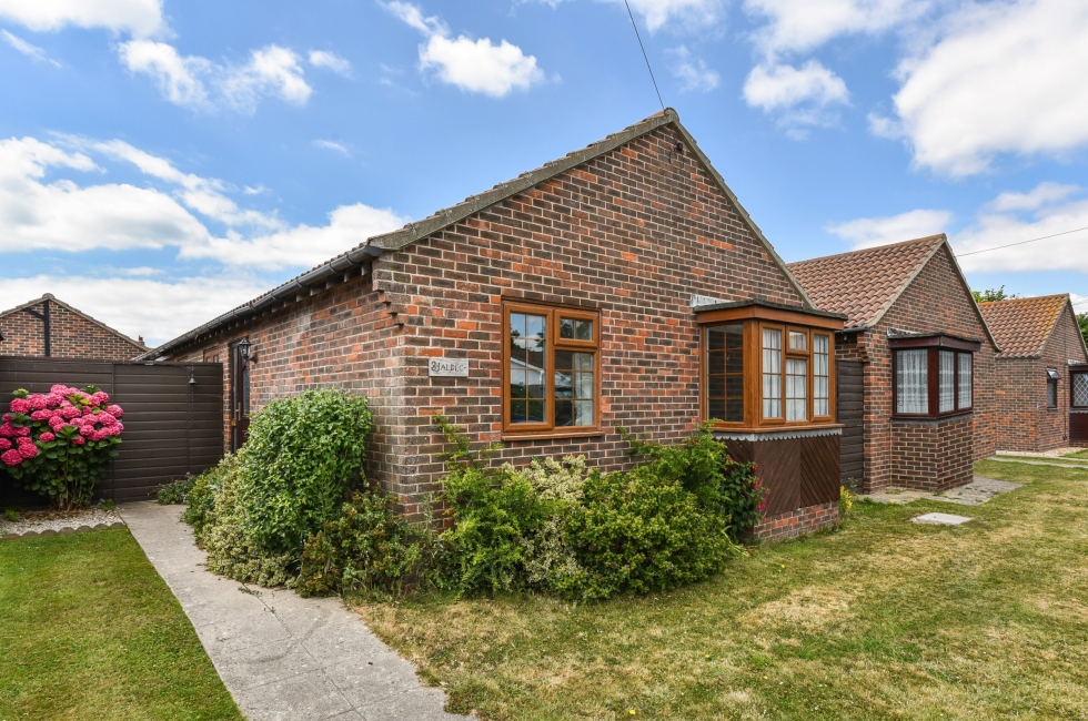 Property for Sale, Bracklesham Bay 3 Harmony Drive Baileys Estate Agent